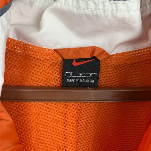 Nike Orange Windbreaker - Picture 4 of 6